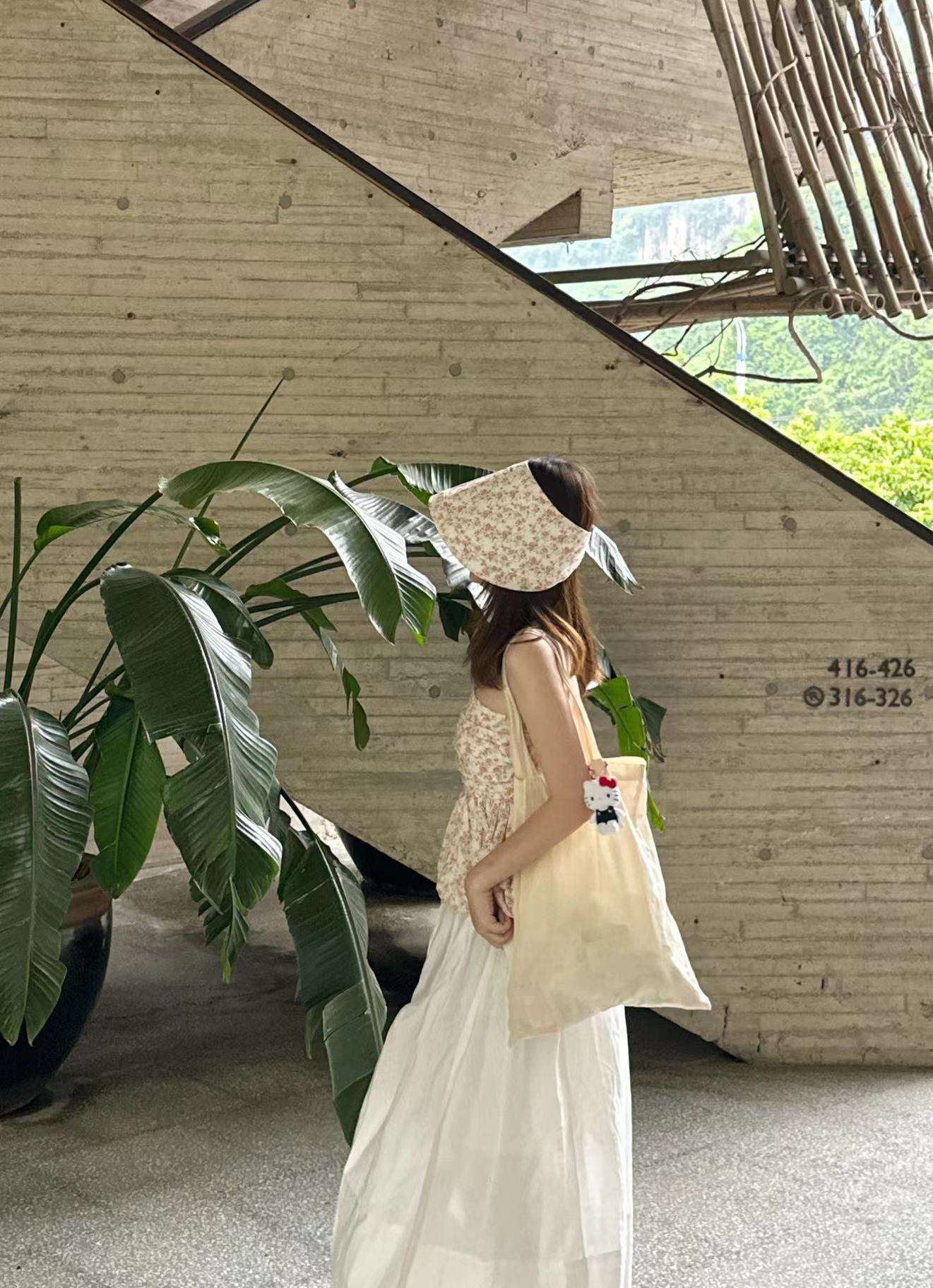 ビスチェ　花柄フリルビスチェトップス