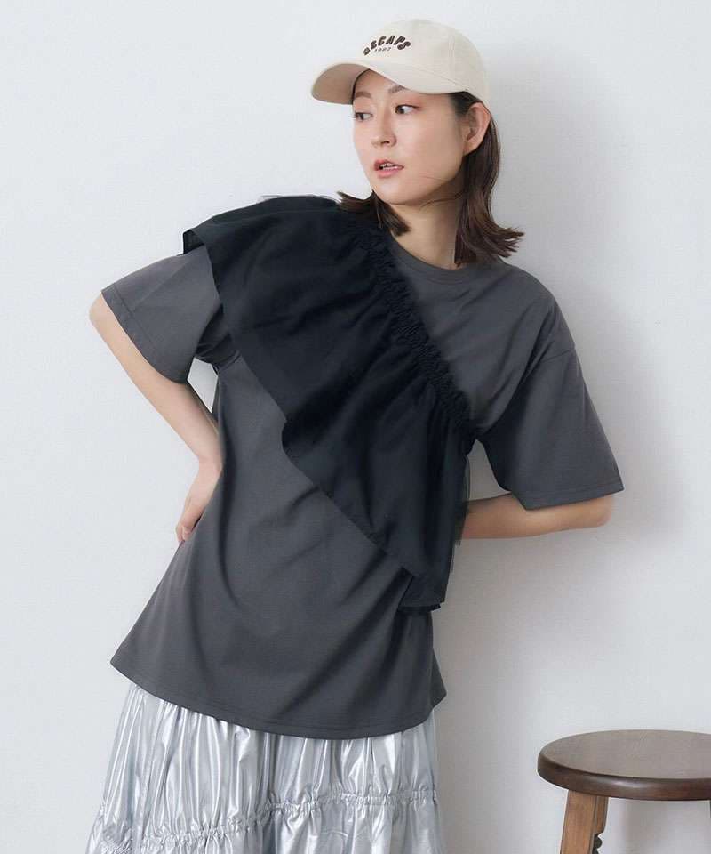 ビスチェ　重ね着風フリルビスチェ・シンプルTシャツ