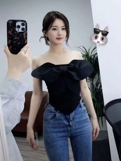 リボン付きオフショルダービスチェ
